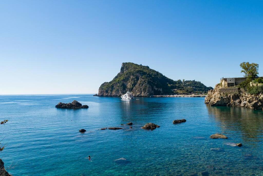 Villa Anthoussa In Palaiokastritsa エクステリア 写真